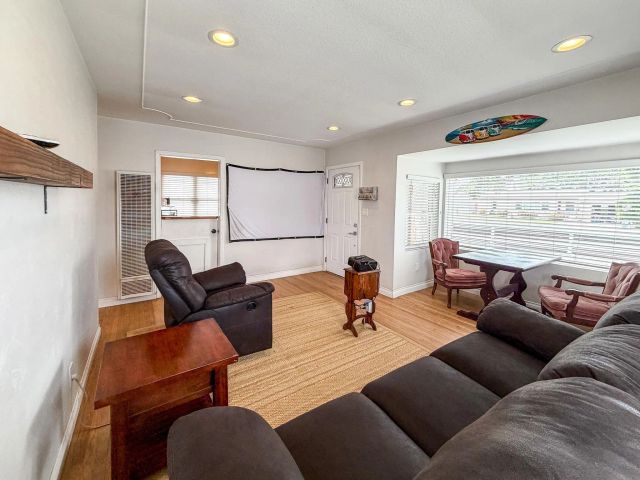 1111 9th St, Imperial Beach, CA 91932