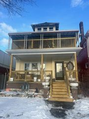 232 Humboldt Parkway LOWER, Buffalo, NY 14214