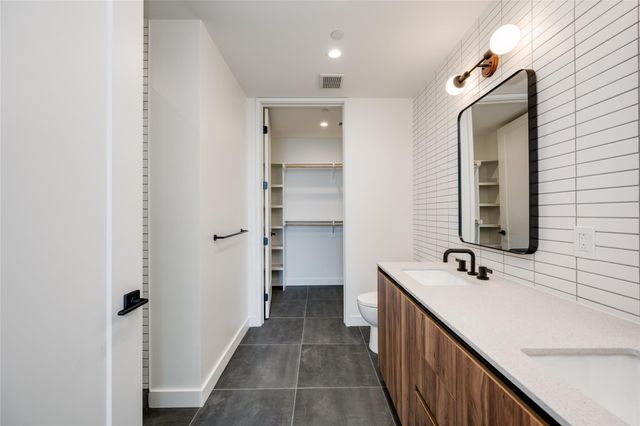 84 East Ave 3703, Austin, TX 78701