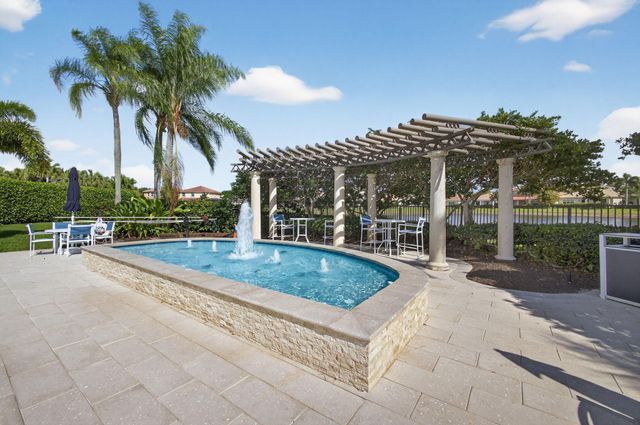 198 Sedona Way, Palm Beach Gardens, FL 33418