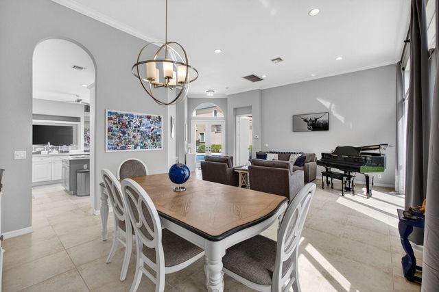 198 Sedona Way, Palm Beach Gardens, FL 33418