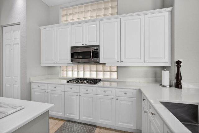 198 Sedona Way, Palm Beach Gardens, FL 33418