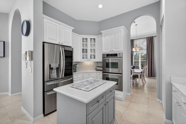 198 Sedona Way, Palm Beach Gardens, FL 33418