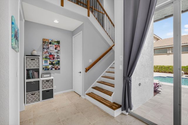 198 Sedona Way, Palm Beach Gardens, FL 33418