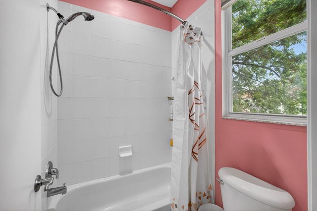 198 Sedona Way, Palm Beach Gardens, FL 33418