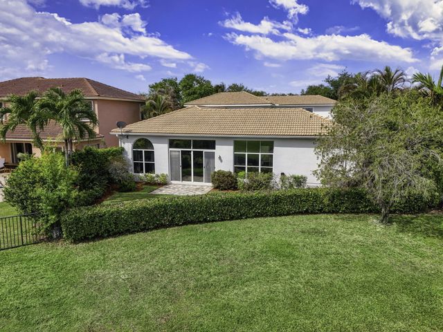 198 Sedona Way, Palm Beach Gardens, FL 33418