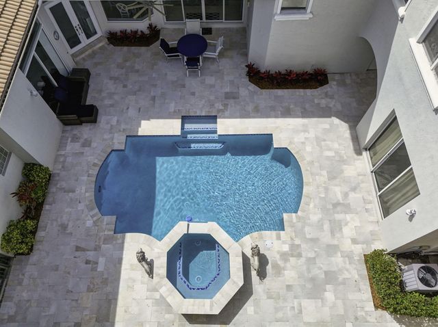 198 Sedona Way, Palm Beach Gardens, FL 33418