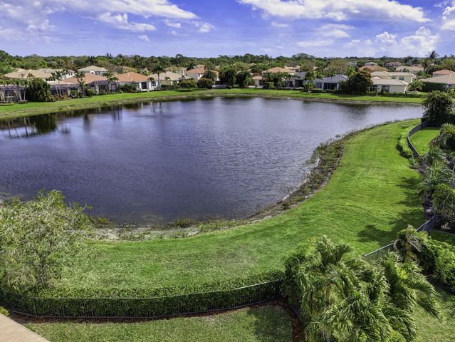 198 Sedona Way, Palm Beach Gardens, FL 33418