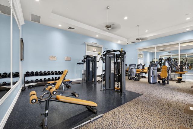 198 Sedona Way, Palm Beach Gardens, FL 33418