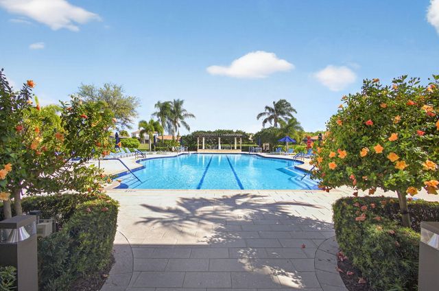 198 Sedona Way, Palm Beach Gardens, FL 33418