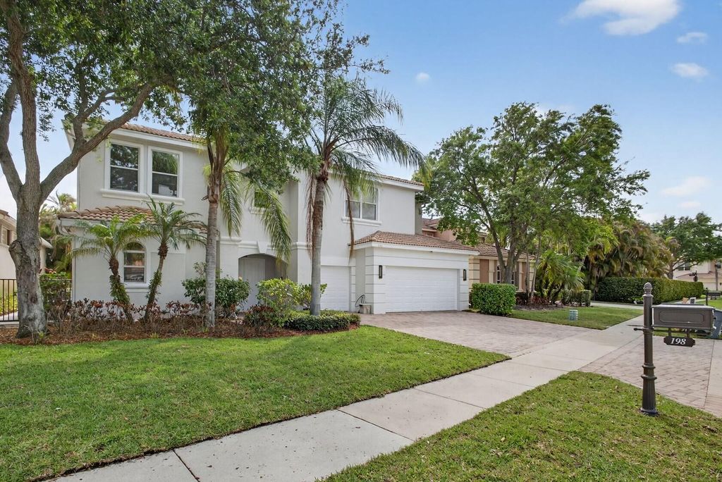 198 Sedona Way, Palm Beach Gardens, FL 33418