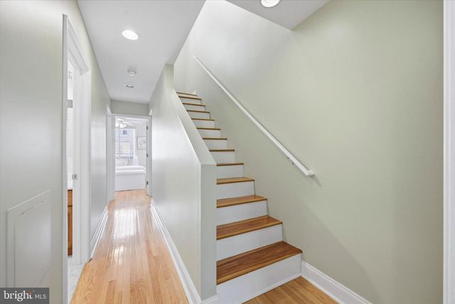 2405 CATHARINE ST, Philadelphia, PA 19146