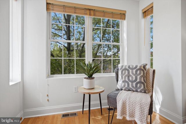 2405 CATHARINE ST, Philadelphia, PA 19146