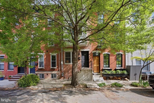 2405 CATHARINE ST, Philadelphia, PA 19146