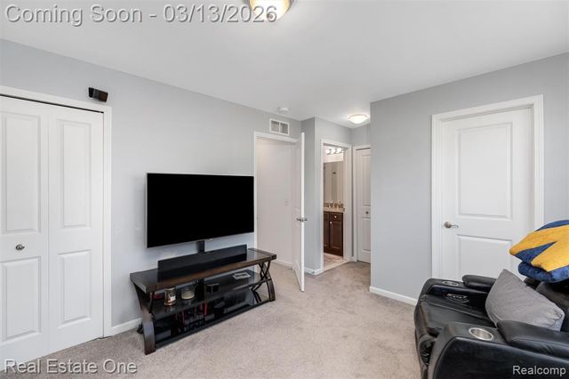 260 Center Boulevard, Wixom, MI 48393