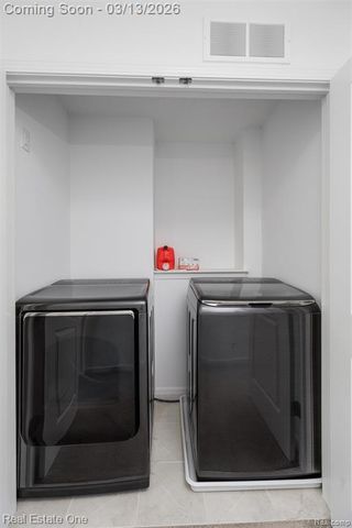 260 Center Boulevard, Wixom, MI 48393