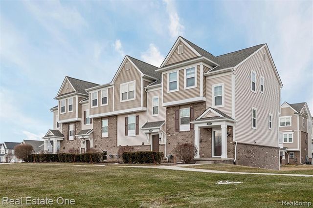 260 Center Boulevard, Wixom, MI 48393