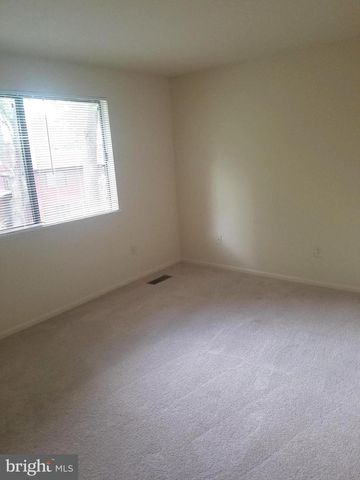 6363 11TH RD N, Arlington, VA 22205