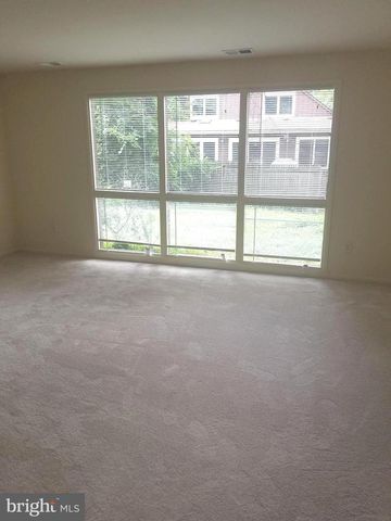 6363 11TH RD N, Arlington, VA 22205
