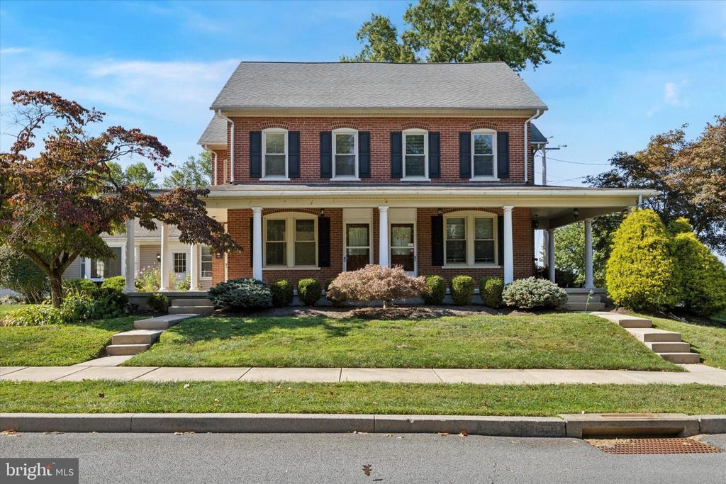 405 MAPLE AVE, Harleysville, PA 19438
