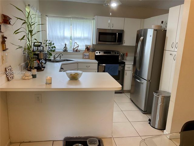 2015 SE 5TH PL 2015, Homestead, FL 33033