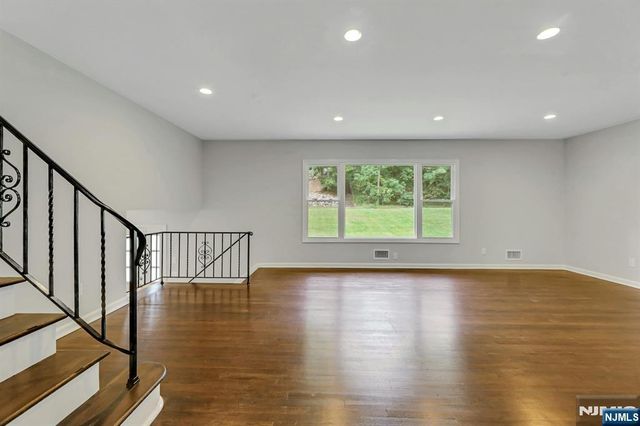 252 Wierimus Road, Hillsdale, NJ 07642