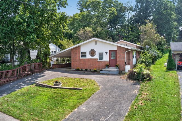 115 Cherry Road, Berea, KY 40403