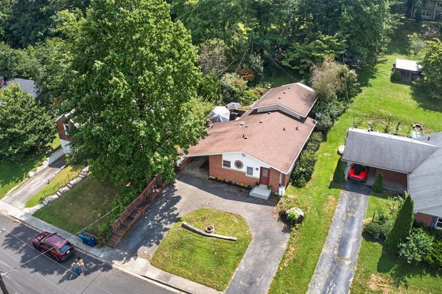 115 Cherry Road, Berea, KY 40403
