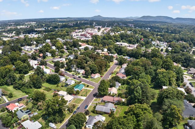 115 Cherry Road, Berea, KY 40403