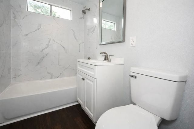 2628 Avenue G, Fort Worth, TX 76105