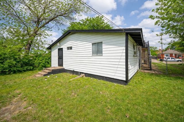 2628 Avenue G, Fort Worth, TX 76105