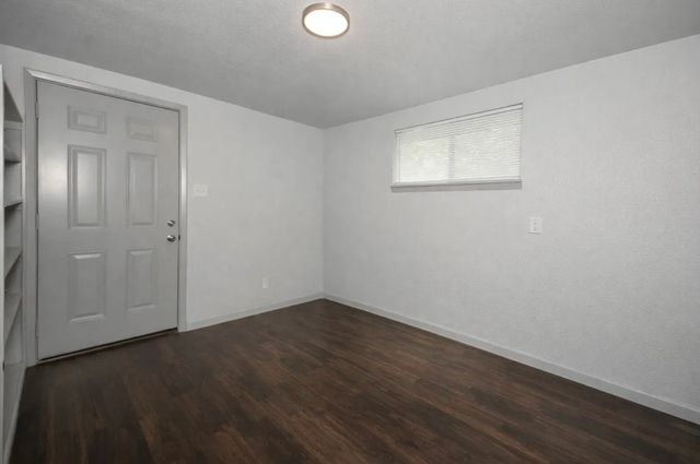 2628 Avenue G, Fort Worth, TX 76105