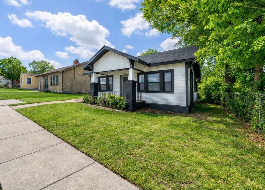 2628 Avenue G, Fort Worth, TX 76105 — photo 2