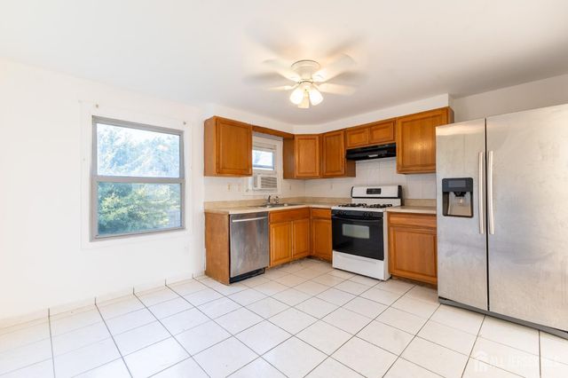 13 Gordon Street 15, South River, NJ 08882