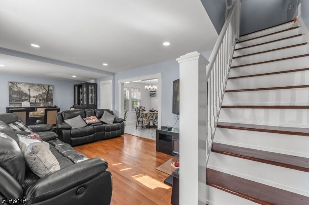 42 Arlington Blvd, North Arlington Boro, NJ 07031 — photo 4