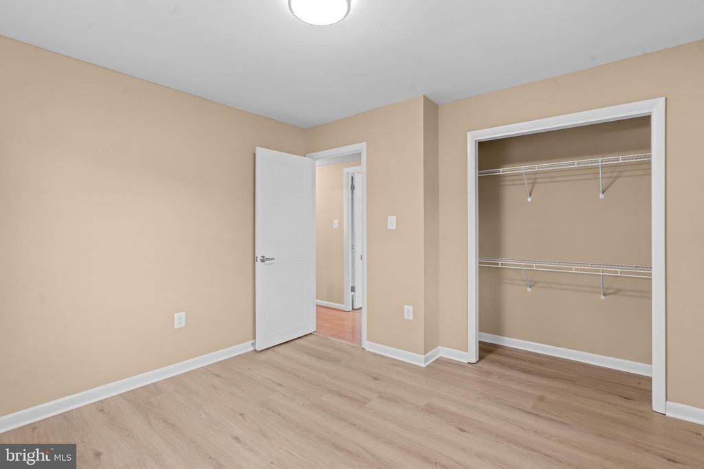 Image 18 of property listing at 9004 MILL CT, Fort Washington, MD 20744