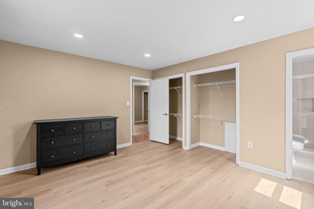Image 23 of property listing at 9004 MILL CT, Fort Washington, MD 20744