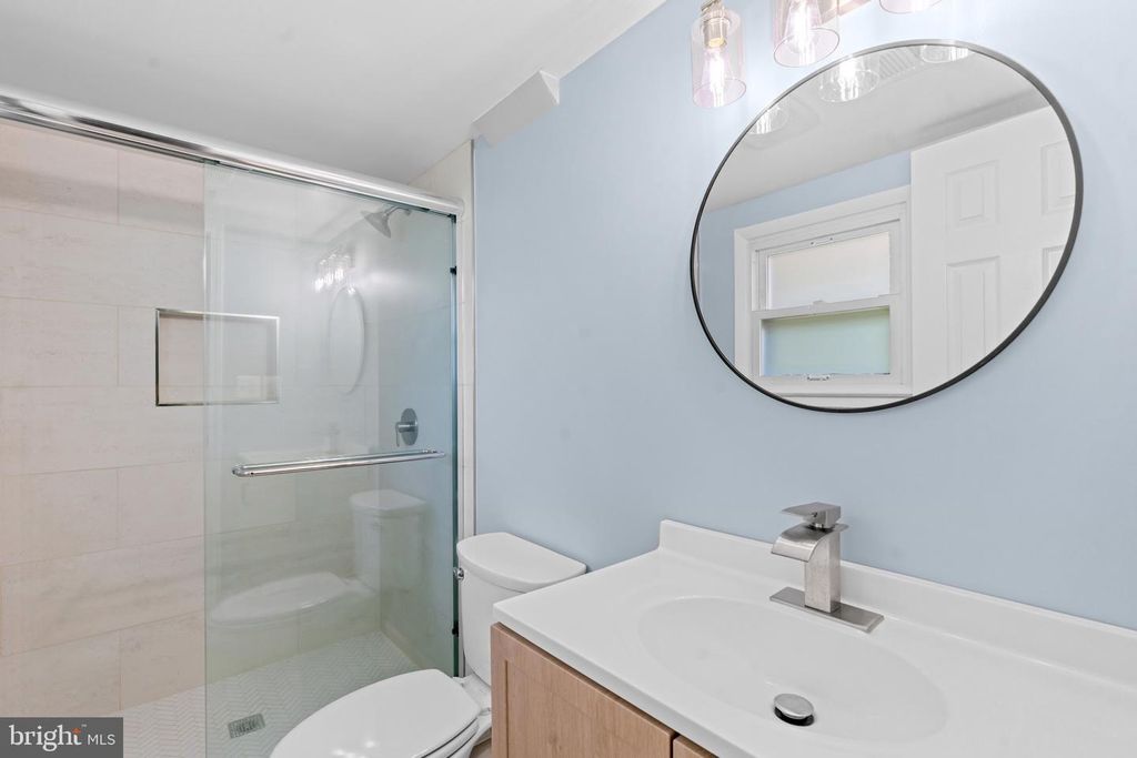 Image 29 of property listing at 9004 MILL CT, Fort Washington, MD 20744