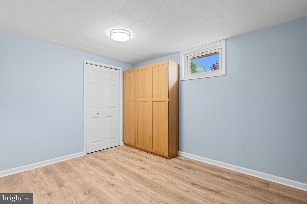 Image 30 of property listing at 9004 MILL CT, Fort Washington, MD 20744