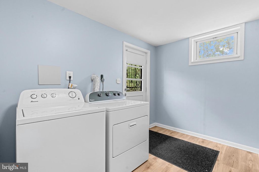 Image 32 of property listing at 9004 MILL CT, Fort Washington, MD 20744
