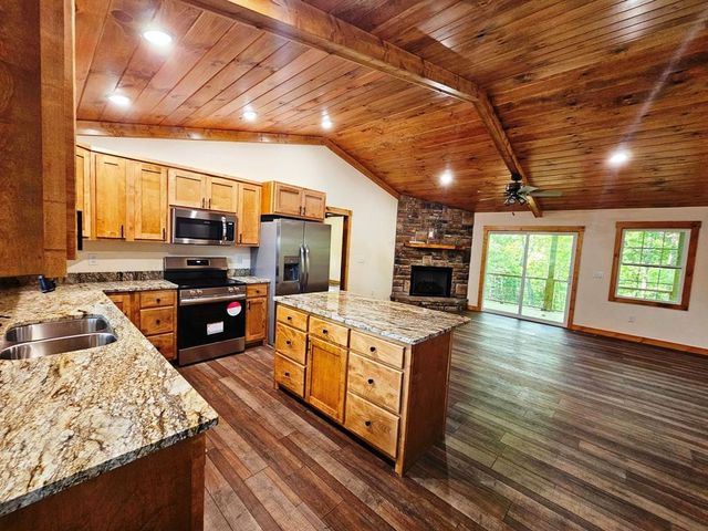 55 Ridgeline Road, Murphy, NC 28906