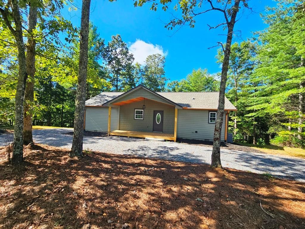 55 Ridgeline Road, Murphy, NC 28906