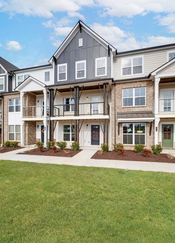 606 Granbury Pvt Drive, Hendersonville, TN 37075