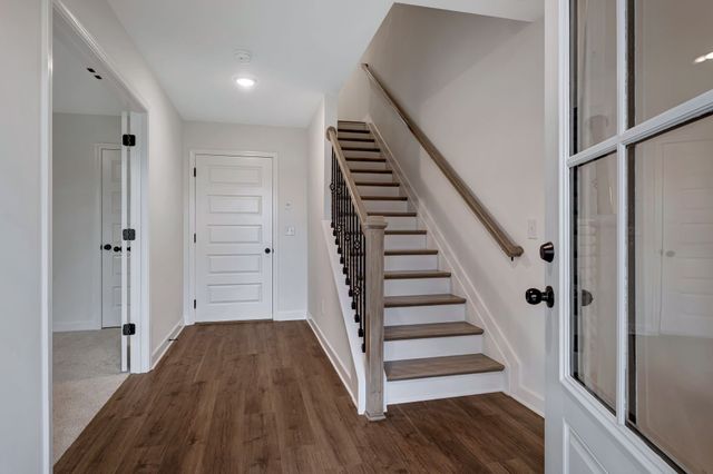 606 Granbury Pvt Drive, Hendersonville, TN 37075