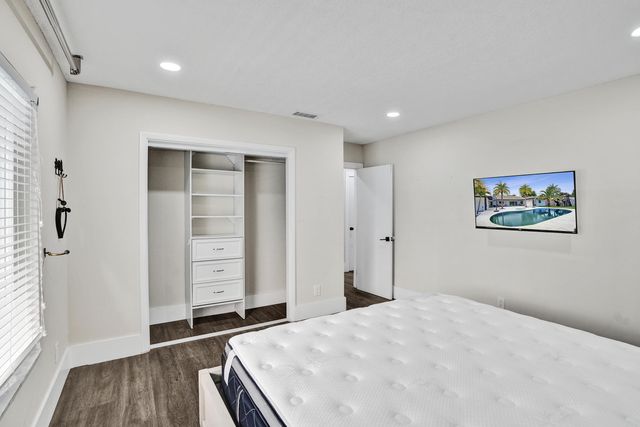343 Layne Boulevard, Hallandale Beach, FL 33009