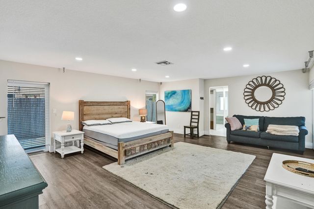 343 Layne Boulevard, Hallandale Beach, FL 33009