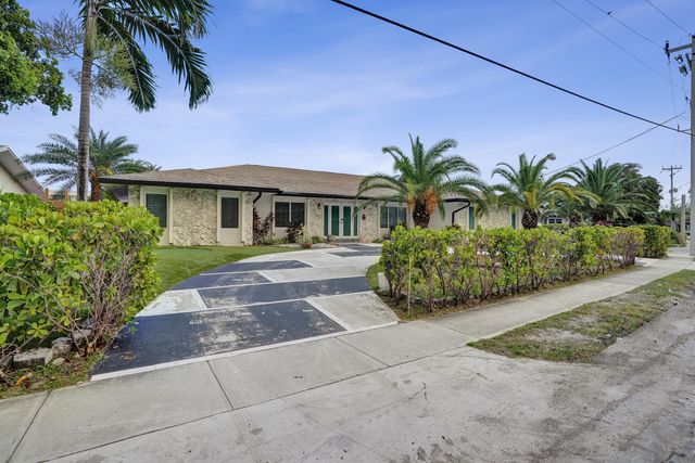 343 Layne Boulevard, Hallandale Beach, FL 33009