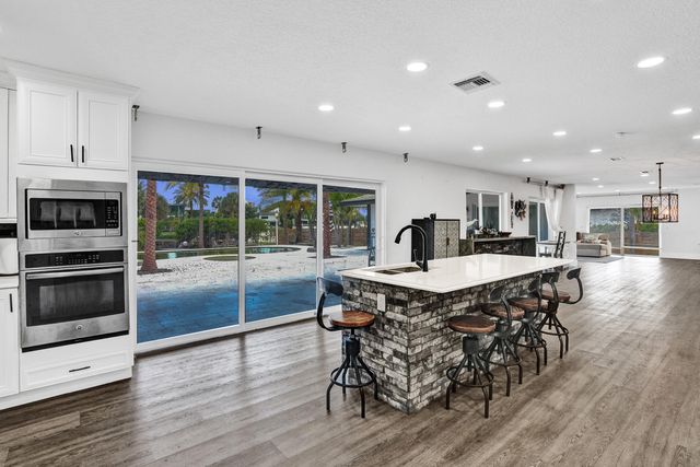 343 Layne Boulevard, Hallandale Beach, FL 33009