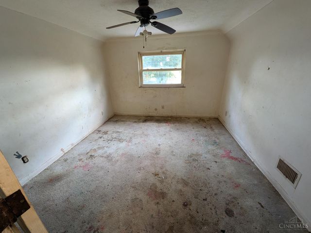 7284 Eastlawn Drive, Cincinnati, OH 45237