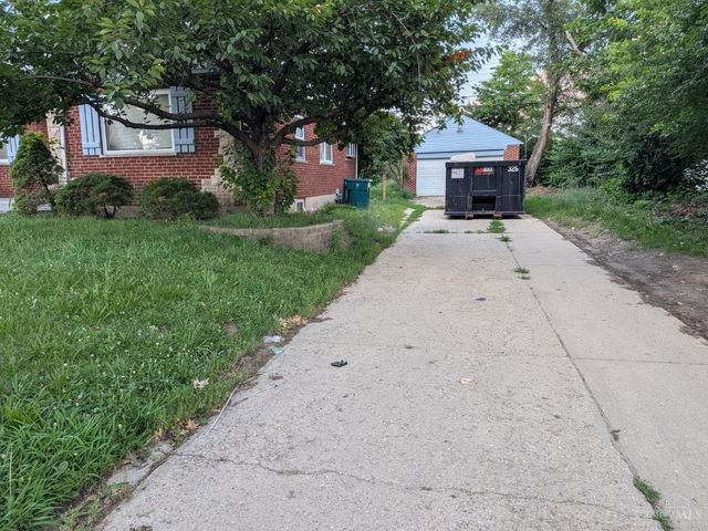 7284 Eastlawn Drive, Cincinnati, OH 45237